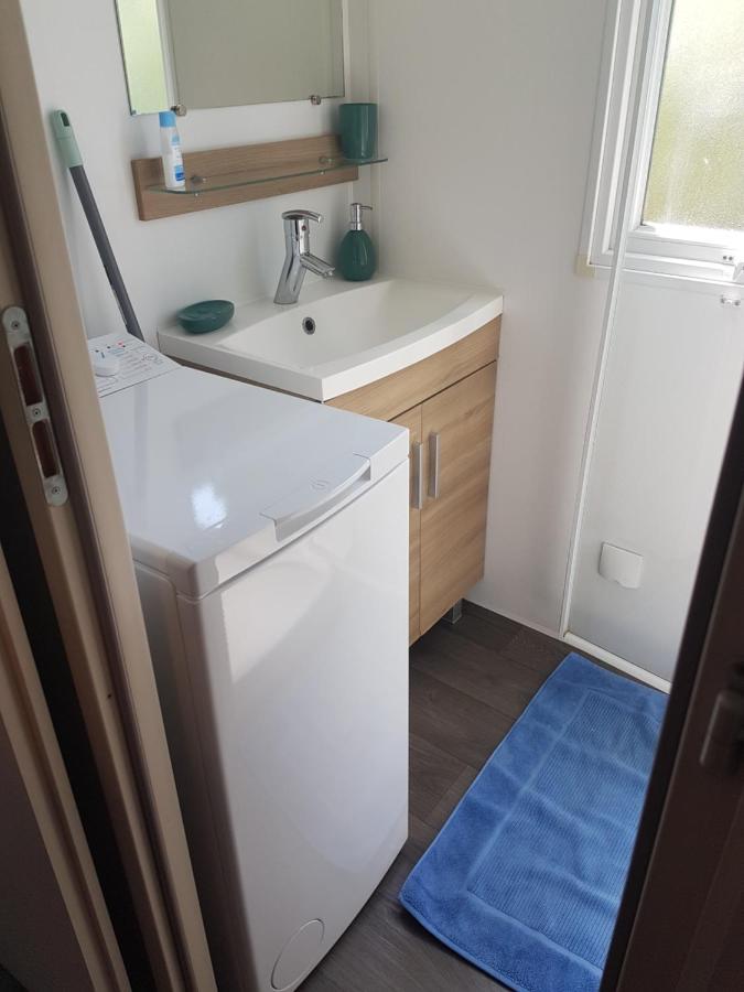 Frejus Tout Confort, Climatisation,Linge De Lit Et De Toilette, Coffre Fort, Ventilations Au Plafond Chambres Et Wifi Possible Fréjus Exterior foto